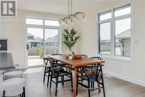 358 Mclean Crescent, Saugeen Shores, ON - Indoor Photo Showing Dining Room