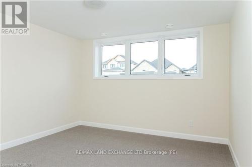 358 Mclean Crescent, Saugeen Shores, ON - Indoor Photo Showing Other Room