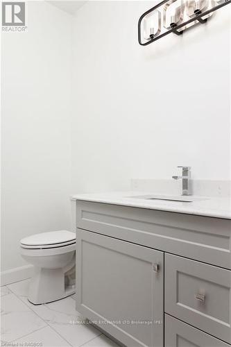 358 Mclean Crescent, Saugeen Shores, ON - Indoor Photo Showing Bathroom