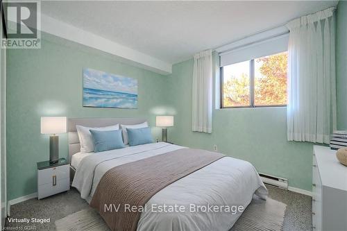 402 - 93 Westwood Road, Guelph (West Willow Woods), ON - Indoor Photo Showing Bedroom