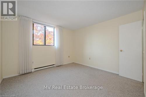 402 - 93 Westwood Road, Guelph (West Willow Woods), ON - Indoor Photo Showing Other Room