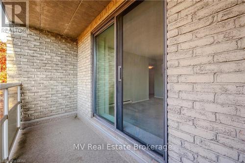 402 - 93 Westwood Road, Guelph (West Willow Woods), ON - Outdoor With Balcony With Exterior