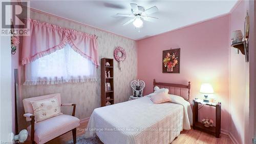 53 Victoria Boulevard, Huron East (Vanastra), ON - Indoor Photo Showing Bedroom