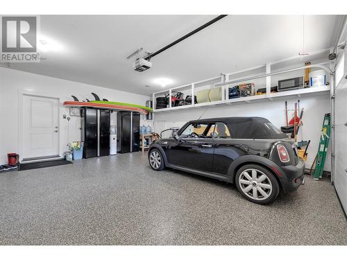 224 Lost Creek Court, Kelowna, BC - Indoor Photo Showing Garage