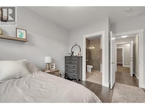 224 Lost Creek Court, Kelowna, BC - Indoor Photo Showing Bedroom