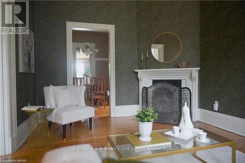 310 Northumberland Street, North Dumfries, ON - Indoor Photo Showing Living Room With Fireplace