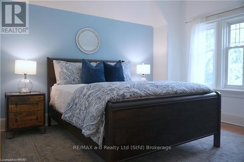 310 Northumberland Street, North Dumfries, ON - Indoor Photo Showing Bedroom