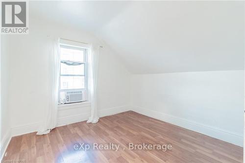 385 Douro Street, Stratford, ON - Indoor Photo Showing Other Room