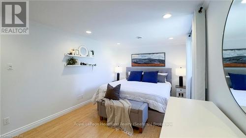 14782 Sixteen Mile Road, Middlesex Centre, ON - Indoor Photo Showing Bedroom