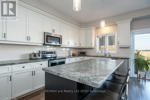 36 Ahrens Drive, Stratford (Downie), ON - Indoor Photo Showing Kitchen