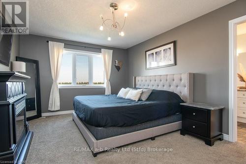 36 Ahrens Drive, Stratford (Downie), ON - Indoor Photo Showing Bedroom