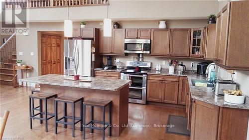 86347 Kingsbridge Line, Ashfield-Colborne-Wawanosh (Ashfield), ON - Indoor Photo Showing Kitchen