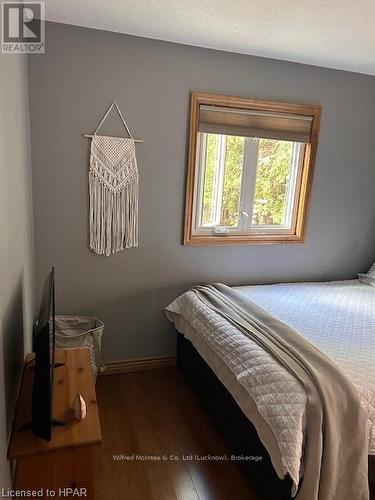 86347 Kingsbridge Line, Ashfield-Colborne-Wawanosh (Ashfield), ON - Indoor Photo Showing Bedroom