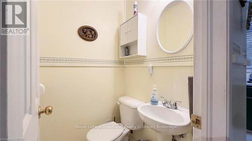 53 Victoria Boulevard, Huron East (Vanastra), ON - Indoor Photo Showing Bathroom