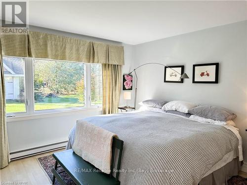 33 Main St N Street, Bluewater (Bayfield), ON - Indoor Photo Showing Bedroom