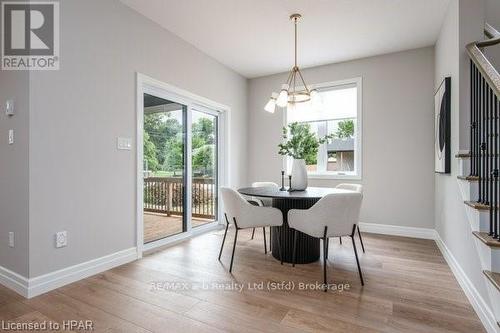 6 Diamond Street, East Zorra-Tavistock (Tavistock), ON - Indoor Photo Showing Dining Room