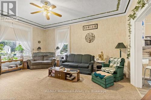 163 John Street, Minto (Harriston), ON - Indoor Photo Showing Living Room