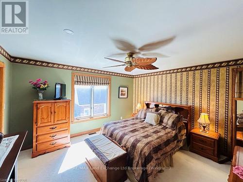 84332 Mcnabb Line, Huron East (Grey), ON - Indoor Photo Showing Bedroom