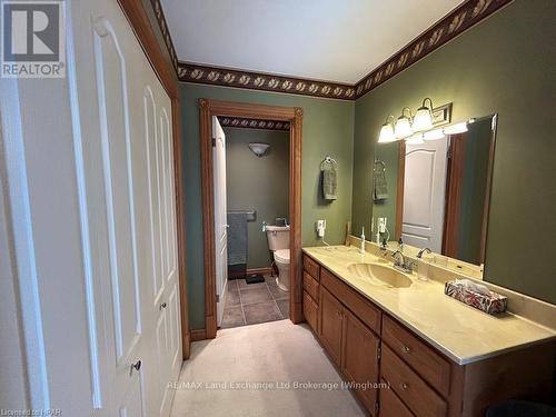 84332 Mcnabb Line, Huron East (Grey), ON - Indoor Photo Showing Bathroom