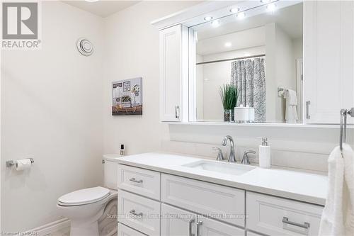 187 Blenheim Court, West Perth (Mitchell), ON - Indoor Photo Showing Bathroom