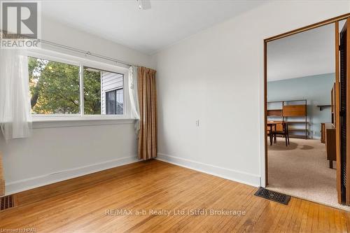 75 Youngs Street, Stratford, ON - Indoor Photo Showing Other Room