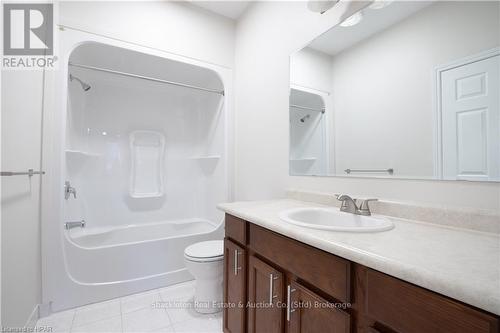 351 - 55 Downie Street, Stratford, ON - Indoor Photo Showing Bathroom