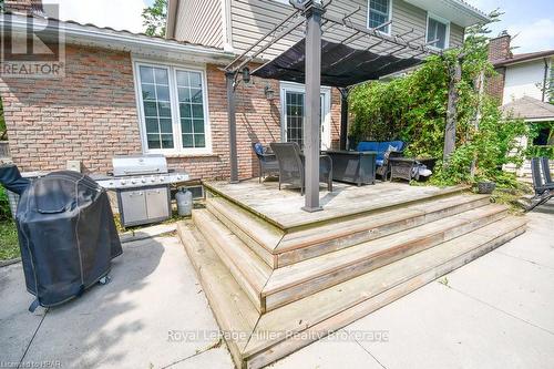 39 Park Lane Drive, Stratford, ON - Outdoor With Deck Patio Veranda With Exterior