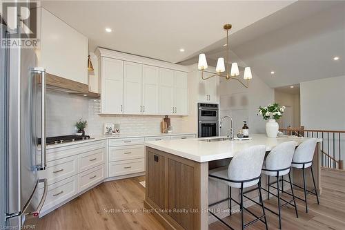 73588 Irene Crescent, Bluewater (Hay), ON - Indoor Photo Showing Kitchen With Upgraded Kitchen