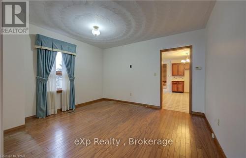 311371 Hwy 6, Southgate, ON - Indoor Photo Showing Other Room