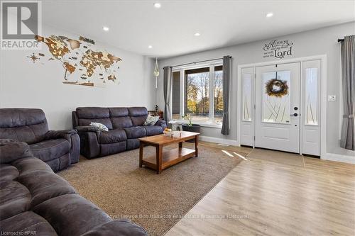 43830 Cranbrook Road, Huron East (Grey), ON - Indoor Photo Showing Living Room