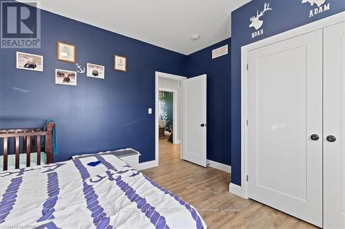 43830 Cranbrook Road, Huron East (Grey), ON - Indoor Photo Showing Bedroom