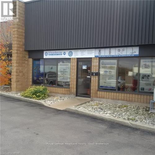 105 Northland Road, Waterloo, ON 