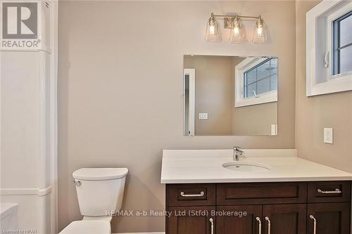 16 Linda Drive, Huron East (Seaforth), ON - Indoor Photo Showing Bathroom