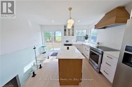 71658 Old Cedar Bank Lane, Bluewater (St. Joseph), ON - Indoor Photo Showing Kitchen With Upgraded Kitchen