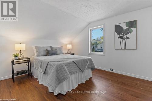 233 Nile Street, Stratford, ON - Indoor Photo Showing Bedroom