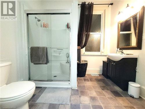 218 Shuter Street, North Huron (Wingham), ON - Indoor Photo Showing Bathroom