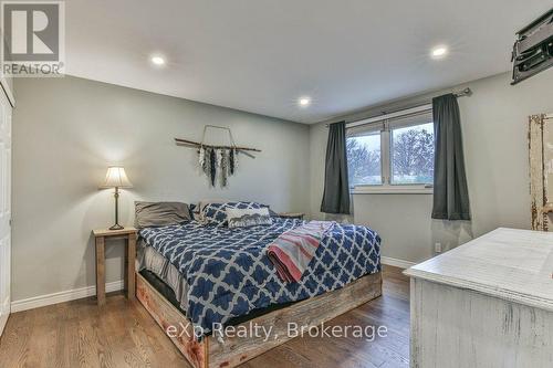 25 Finlayson Drive, Zorra (Thamesford), ON - Indoor Photo Showing Bedroom