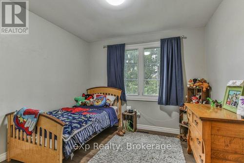 25 Finlayson Drive, Zorra (Thamesford), ON - Indoor Photo Showing Bedroom