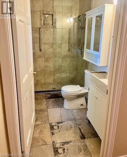 86 Moore Street, Northern Bruce Peninsula, ON - Indoor Photo Showing Bathroom