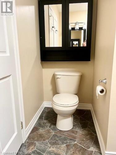 86 Moore Street, Northern Bruce Peninsula, ON - Indoor Photo Showing Bathroom