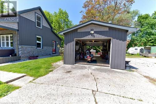 33 Mill Street, Minto (Harriston), ON - Outdoor