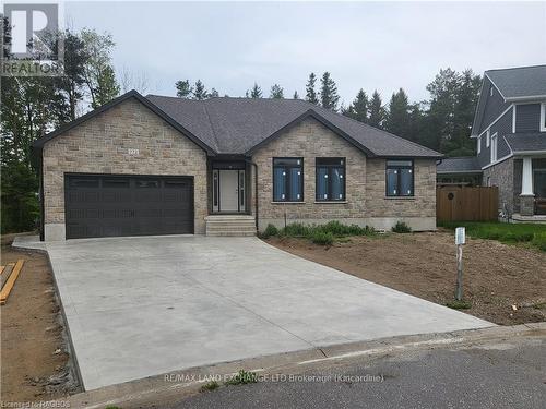 772 Campbell Avenue, Kincardine, ON - Outdoor With Facade