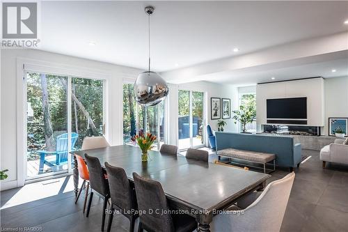 9 Hemlock Street, Saugeen Shores (South Bruce Peninsula), ON - Indoor Photo Showing Dining Room