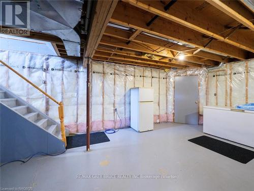 402622 Grey Road 17, Georgian Bluffs, ON - Indoor Photo Showing Basement