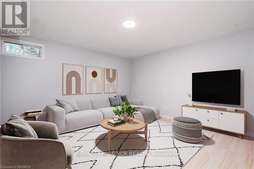 216 Fisher Crescent, West Grey (Ayton), ON - Indoor Photo Showing Living Room