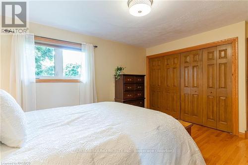 249 George Street, South Bruce Peninsula, ON - Indoor Photo Showing Bedroom