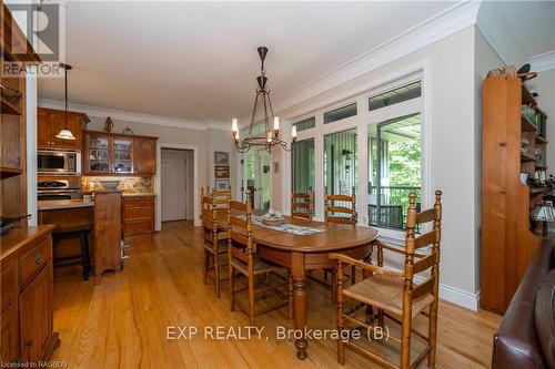 504859 Grey Road 1, Georgian Bluffs, ON - Indoor Photo Showing Dining Room