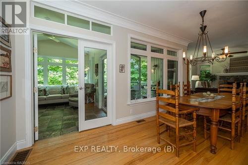 504859 Grey Road 1, Georgian Bluffs, ON - Indoor Photo Showing Dining Room