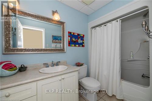 504859 Grey Road 1, Georgian Bluffs, ON - Indoor Photo Showing Bathroom