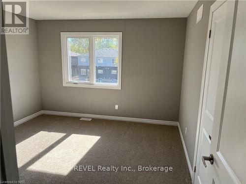 3249 Dominion Road, Fort Erie (335 - Ridgeway), ON - Indoor Photo Showing Other Room